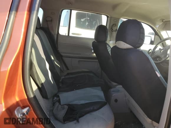 ✅ 2006 Chevrolet HHR LS • VIN: 3GNDA13D16S594836 • Lot: 86189714. Listed on Copart with 168,368 mi. Free auction sales archive from the USA and detailed vehicle history report at DreamBid. Image 10.