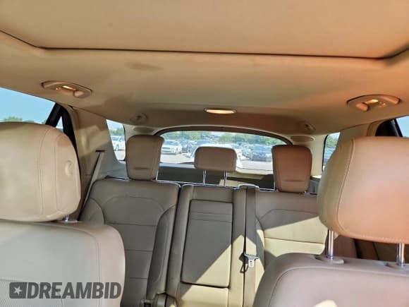 ✅ 2015 Mercedes-Benz M 400 • VIN: 4JGDA5GB5FA563613 • Lot: 70855735. Listed on Copart with 174,865 mi. Free auction sales archive from the USA and detailed vehicle history report at DreamBid. Image 10.