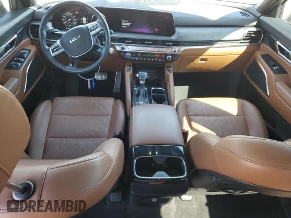 ✅ 2024 Kia Telluride SX X-Line • VIN: 5XYP5DGC5RG429097 • Lot: 45996945. Listed on Copart with 20,071 mi. Free auction sales archive from the USA and detailed vehicle history report at DreamBid. Image 8.