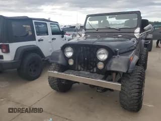 ✅ 1985 Jeep CJ • VIN: 1JCUM87AXFT139710 • Lot: 73825234. Wystawiony na Copart z przebiegiem 5 494 mil. Bezpłatny archiwum sprzedaży aukcyjnych z USA i szczegółowy raport historii pojazdu na DreamBid. Zdjęcie 5.