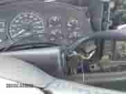 2002 Chevrolet Silverado 1500 LS с VIN 1GCEK14T12Z322400, выставлен на аукционе IAAI как лот 43212192 с пробегом 199 803 миль миль и . История ставок и продаж доступна на DreamBid. Изображение 11.