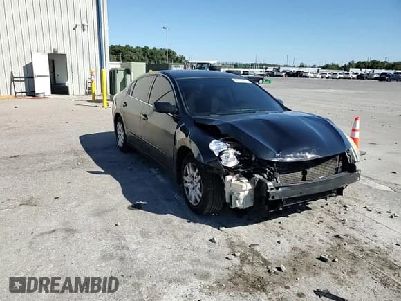 ✅ 2011 Nissan Altima S • VIN: 1N4AL2AP3BC176969 • Lot: 90759935. Listed on Copart with 130,840 mi. Free auction sales archive from the USA and detailed vehicle history report at DreamBid. Image 14.