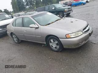 ✅ 2001 Nissan Altima GXE • VIN: 1N4DL01D51C212599 • Lot: 42953745. Wystawiony na IAAI z przebiegiem 227 466 mil. Bezpłatny archiwum sprzedaży aukcyjnych z USA i szczegółowy raport historii pojazdu na DreamBid. Zdjęcie 1.