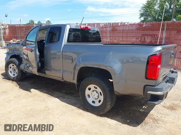 ✅ 2019 Chevrolet Colorado 2WD Work Truck • VIN: 1GCHSBEA4K1234486 • Lot: 42638083. Wystawiony na IAAI z przebiegiem 44 255 mil. Bezpłatny archiwum sprzedaży aukcyjnych z USA i szczegółowy raport historii pojazdu na DreamBid. Zdjęcie 3.