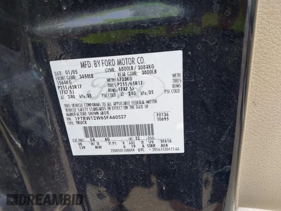 ✅ 2005 Ford F-150 XLT • VIN: 1FTRW12W65FA60527 • Lot: 42674080. Wystawiony na IAAI z przebiegiem 203 795 mil. Bezpłatny archiwum sprzedaży aukcyjnych z USA i szczegółowy raport historii pojazdu na DreamBid. Zdjęcie 9.