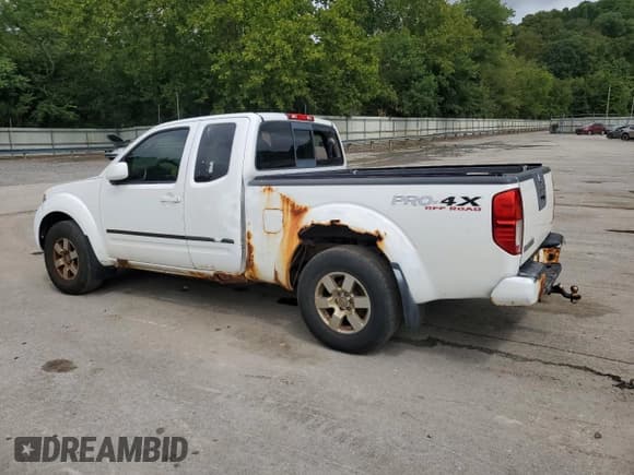 ✅ 2009 Nissan Frontier SE • VIN: 1N6AD06W99C418098 • Лот: 69974555. Опубликован ранее на Copart с пробегом 172 937 миль. Бесплатный доступ к архиву аукционных продаж из США и подробный отчёт об истории автомобиля на DreamBid. Изображение 2.