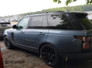 ✅ 2019 Land Rover Range Rover • VIN: SALGS2RE5KA516721 • Лот: 42081181. Опубликован ранее на IAAI с пробегом 120 147 миль. Бесплатный доступ к архиву аукционных продаж из США и подробный отчёт об истории автомобиля на DreamBid. Изображение 14.