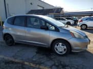 ✅ 2009 Honda Fit • VIN: JHMGE88289S072150 • Lot: 84622435. Listed on Copart with 115,962 mi. Free auction sales archive from the USA and detailed vehicle history report at DreamBid. Image 4.