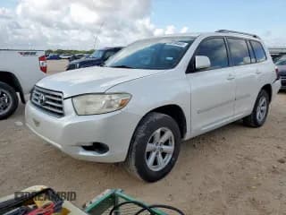 ✅ 2010 Toyota Highlander • VIN: 5TDZK3EH6AS004473 • Lot: 85194445. Listed on Copart with 213,312 mi. Free auction sales archive from the USA and detailed vehicle history report at DreamBid. Image 1.