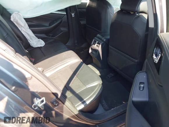 ✅ 2020 Nissan Maxima SL • VIN: 1N4AA6DV3LC365436 • Lot: 42659206. Listed on IAAI with 139,774 mi. Free auction sales archive from the USA and detailed vehicle history report at DreamBid. Image 8.