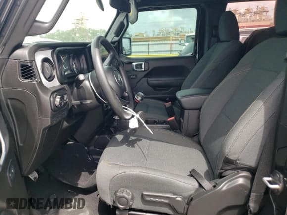 ✅ 2025 Jeep Wrangler Sport • VIN: 1C4PJXAG3SW519141 • Lot: 55511615. Listed on Copart with 5,562 mi. Free auction sales archive from the USA and detailed vehicle history report at DreamBid. Image 7.