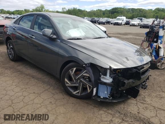 ✅ 2024 Hyundai Elantra Limited • VIN: KMHLP4DG4RU658753 • Lot: 57227635. Listed on Copart with 17,101 mi. Free auction sales archive from the USA and detailed vehicle history report at DreamBid. Image 4.