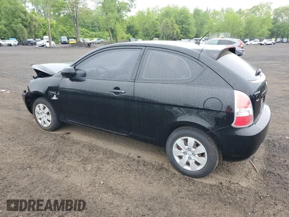✅ 2010 Hyundai Accent GS • VIN: KMHCM3AC6AU180733 • Лот: 55469105. Опубликован ранее на Copart с пробегом 19 484 миль. Бесплатный доступ к архиву аукционных продаж из США и подробный отчёт об истории автомобиля на DreamBid. Изображение 2.