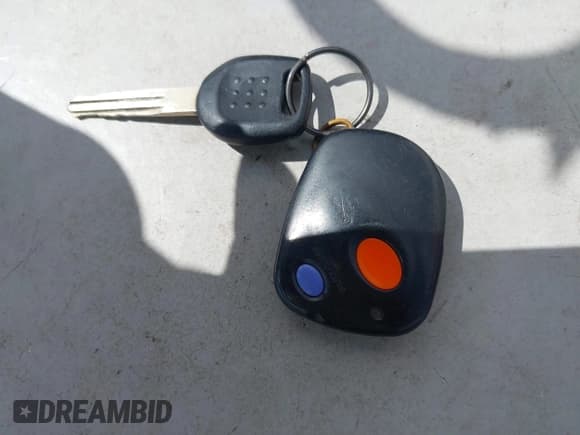 ✅ 2003 Subaru Legacy L • VIN: 4S3BH635337301336 • Lot: 42980041. Wystawiony na IAAI z przebiegiem 138 635 mil. Bezpłatny archiwum sprzedaży aukcyjnych z USA i szczegółowy raport historii pojazdu na DreamBid. Zdjęcie 11.