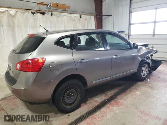 ✅ 2014 Nissan Rogue S • VIN: JN8AS5MV5EW709680 • Lot: 93079265. Listed on Copart with 126,945 mi. Free auction sales archive from the USA and detailed vehicle history report at DreamBid. Image 3.