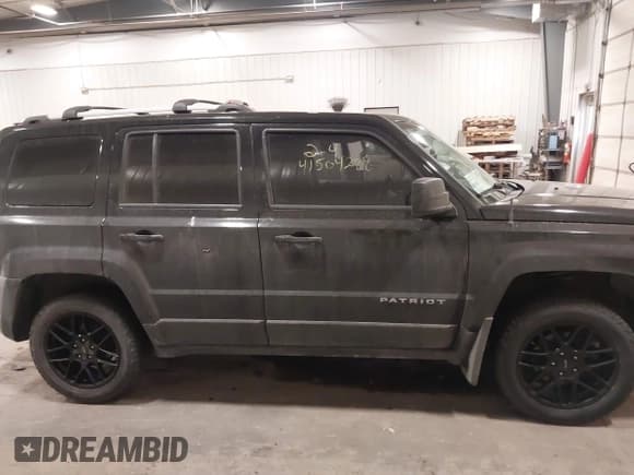 ✅ 2017 Jeep Patriot High Altitude • VIN: 1C4NJRFB3HD206451 • Lot: 41504288. Listed on IAAI with 75,097 mi. Free auction sales archive from the USA and detailed vehicle history report at DreamBid. Image 13.