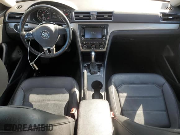 ✅ 2015 Volkswagen Passat S • VIN: 1VWAS7A33FC120475 • Lot: 81824825. Listed on Copart with 73,683 mi. Free auction sales archive from the USA and detailed vehicle history report at DreamBid. Image 8.