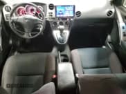 ✅ 2006 Toyota Matrix XR • VIN: 2T1KR32E66C605731 • Лот: 90784405. Опубликован ранее на Copart с пробегом 250 377 миль. Бесплатный доступ к архиву аукционных продаж из США и подробный отчёт об истории автомобиля на DreamBid. Изображение 8.