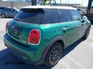 ✅ 2024 MINI Hardtop 4 Door Cooper • VIN: WMW33DK03R2V30440 • Lot: 41403552. Wystawiony na IAAI z przebiegiem 11 656 mil. Bezpłatny archiwum sprzedaży aukcyjnych z USA i szczegółowy raport historii pojazdu na DreamBid. Zdjęcie 4.