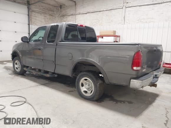 ✅ 2002 Ford F-150 XL • VIN: 1FTRX18W92KA81797 • Лот: 42250147. Опубликован ранее на IAAI с пробегом 162 918 миль. Бесплатный доступ к архиву аукционных продаж из США и подробный отчёт об истории автомобиля на DreamBid. Изображение 3.
