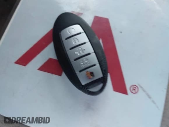 ✅ 2013 Nissan Altima SV • VIN: 1N4AL3AP9DC265552 • Лот: 43583552. Опубликован ранее на IAAI с пробегом 154 501 миль. Бесплатный доступ к архиву аукционных продаж из США и подробный отчёт об истории автомобиля на DreamBid. Изображение 11.