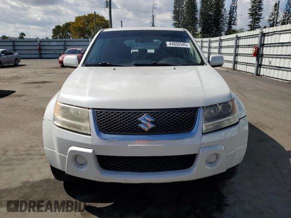 ✅ 2007 Suzuki Grand Vitara • VIN: JS3TE941874200165 • Lot: 44692545. Listed on Copart with 115,283 mi. Free auction sales archive from the USA and detailed vehicle history report at DreamBid. Image 5.