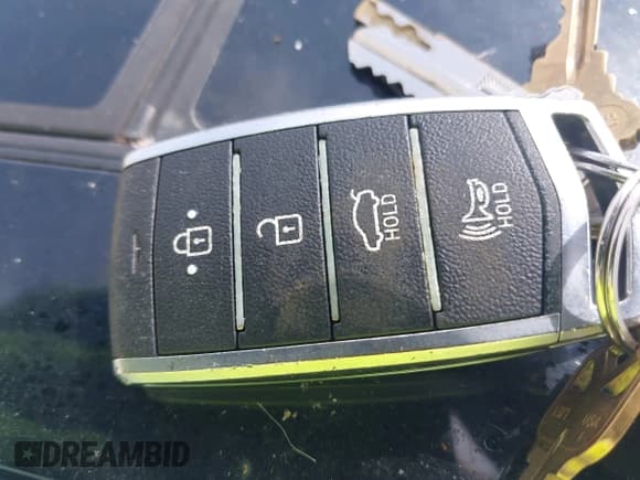 ✅ 2020 Genesis G70 Sport • VIN: KMTG24LA5LU057278 • Lot: 42505352. Listed on IAAI with 103,347 mi. Free auction sales archive from the USA and detailed vehicle history report at DreamBid. Image 11.