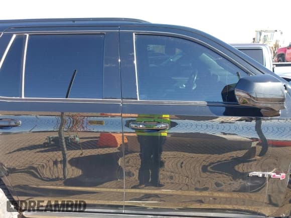 ✅ 2021 GMC Yukon AT4 • VIN: 1GKS2CKD2MR169740 • Lot: 41472470. Listed on IAAI with 103,662 mi. Free auction sales archive from the USA and detailed vehicle history report at DreamBid. Image 13.