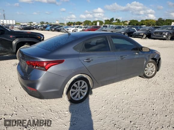 ✅ 2020 Hyundai Accent SE • VIN: 3KPC24A63LE109193 • Лот: 80614644. Опубликован ранее на Copart с пробегом 68 255 миль. Бесплатный доступ к архиву аукционных продаж из США и подробный отчёт об истории автомобиля на DreamBid. Изображение 3.