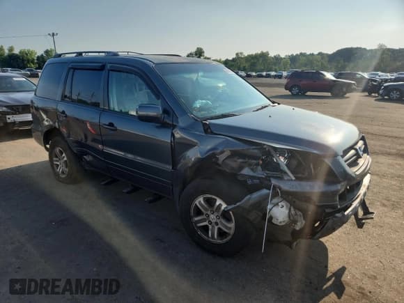 ✅ 2003 Honda Pilot EX • VIN: 2HKYF18483H622786 • Lot: 66686885. Listed on Copart with Not provided. Free auction sales archive from the USA and detailed vehicle history report at DreamBid. Image 4.