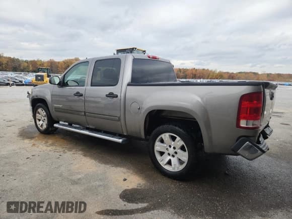 ✅ 2007 GMC Sierra 1500 SLE1 • VIN: 3GTEC13057G524264 • Lot: 93216205. Listed on Copart with 220,251 mi. Free auction sales archive from the USA and detailed vehicle history report at DreamBid. Image 2.