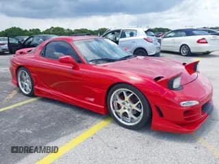 ✅ 1993 Mazda RX-7 • VIN: JM1FD3315P0200774 • Lot: 42379603. Wystawiony na IAAI z przebiegiem Nie podano. Bezpłatny archiwum sprzedaży aukcyjnych z USA i szczegółowy raport historii pojazdu na DreamBid. Zdjęcie 1.