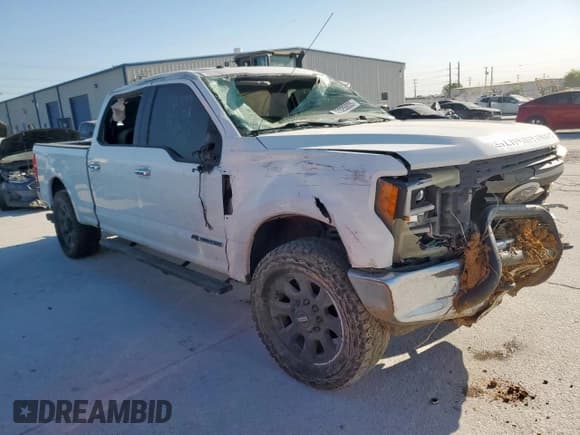 ✅ 2017 Ford F-250 XL • VIN: 1FT7W2AT0HEC24983 • Lot: 53325935. Listed on Copart with Not provided. Free auction sales archive from the USA and detailed vehicle history report at DreamBid. Image 4.