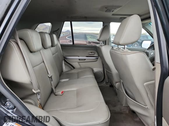 ✅ 2007 Suzuki Grand Vitara Luxury • VIN: JS3TD947774204697 • Lot: 89872135. Wystawiony na Copart z przebiegiem 161 121 mil. Bezpłatny archiwum sprzedaży aukcyjnych z USA i szczegółowy raport historii pojazdu na DreamBid. Zdjęcie 10.