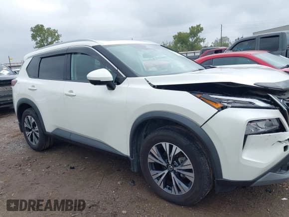 ✅ 2021 Nissan Rogue SV • VIN: 5N1AT3BA4MC675434 • Lot: 43544864. Wystawiony na IAAI z przebiegiem 57 091 mil. Bezpłatny archiwum sprzedaży aukcyjnych z USA i szczegółowy raport historii pojazdu na DreamBid. Zdjęcie 13.