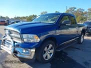 ✅ 2010 Dodge 1500 SLT • VIN: 1D7RV1GT9AS145340 • Лот: 43279282. Опубликован ранее на IAAI с пробегом 248 659 миль. Бесплатный доступ к архиву аукционных продаж из США и подробный отчёт об истории автомобиля на DreamBid. Изображение 2.