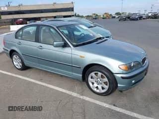 2003 BMW 3 Series 325xi с VIN WBAEU33403PM56017, выставлен на аукционе IAAI как лот 43210522 с пробегом 129 583 миль миль и . История ставок и продаж доступна на DreamBid. Изображение 1.
