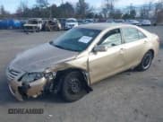 ✅ 2011 Toyota Camry LE • VIN: 4T1BF3EK4BU595350 • Лот: 43695181. Опубликован ранее на IAAI с пробегом 86 954 миль. Бесплатный доступ к архиву аукционных продаж из США и подробный отчёт об истории автомобиля на DreamBid. Изображение 2.