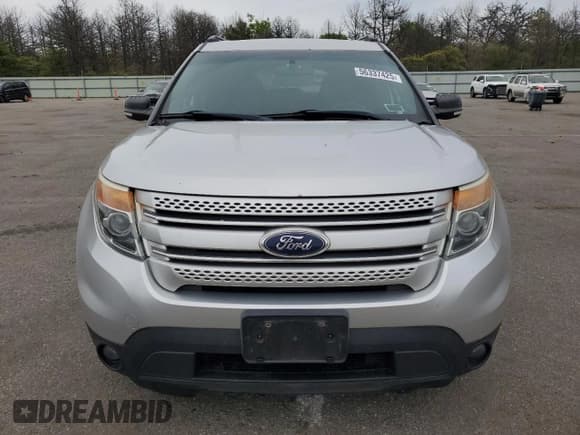 ✅ 2013 Ford Explorer XLT • VIN: 1FM5K8D82DGC12146 • Lot: 56337425. Wystawiony na Copart z przebiegiem 115 879 mil. Bezpłatny archiwum sprzedaży aukcyjnych z USA i szczegółowy raport historii pojazdu na DreamBid. Zdjęcie 5.
