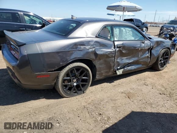 ✅ 2015 Dodge Challenger R/T Scat Pack • VIN: 2C3CDZFJ8FH892853 • Lot: 65788783. Wystawiony na Copart z przebiegiem 36 917 mil. Bezpłatny archiwum sprzedaży aukcyjnych z USA i szczegółowy raport historii pojazdu na DreamBid. Zdjęcie 3.