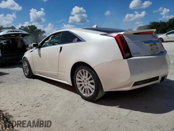 ✅ 2011 Cadillac CTS Performance • VIN: 1G6DJ1ED9B0123768 • Lot: 83773885. Wystawiony na Copart z przebiegiem 94 770 mil. Bezpłatny archiwum sprzedaży aukcyjnych z USA i szczegółowy raport historii pojazdu na DreamBid. Zdjęcie 2.