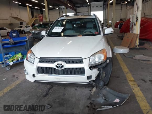 ✅ 2010 Toyota RAV4 Limited • VIN: 2T3DF4DV6AW070189 • Lot: 40824725. Listed on IAAI with 92,294 mi. Free auction sales archive from the USA and detailed vehicle history report at DreamBid. Image 13.