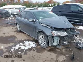 ✅ 2013 Volkswagen Jetta SE • VIN: 3VWDP7AJXDM356243 • Lot: 43667114. Listed on IAAI with 132,461 mi. Free auction sales archive from the USA and detailed vehicle history report at DreamBid. Image 1.