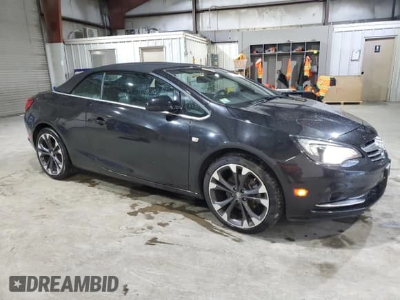 ✅ 2019 Buick Cascada Premium • VIN: W04WH3N55KG302509 • Lot: 67110175. Wystawiony na Copart z przebiegiem 59 720 mil. Bezpłatny archiwum sprzedaży aukcyjnych z USA i szczegółowy raport historii pojazdu na DreamBid. Zdjęcie 4.