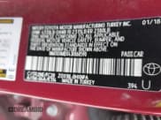 ✅ 2018 Toyota C-HR XLE Premium • VIN: NMTKHMBX4JR060590 • Lot: 43776518. Wystawiony na IAAI z przebiegiem 80 927 mil. Bezpłatny archiwum sprzedaży aukcyjnych z USA i szczegółowy raport historii pojazdu na DreamBid. Zdjęcie 9.