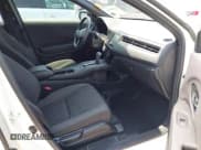 ✅ 2021 Honda HR-V Sport • VIN: 3CZRU5H15MM722387 • Lot: 42448946. Wystawiony na IAAI z przebiegiem 36 578 mil. Bezpłatny archiwum sprzedaży aukcyjnych z USA i szczegółowy raport historii pojazdu na DreamBid. Zdjęcie 5.