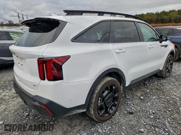 ✅ 2024 Kia Sorento X-Line SX Prestige • VIN: 5XYRKDJF5RG309689 • Lot: 94718085. Wystawiony na Copart z przebiegiem 22 825 mil. Bezpłatny archiwum sprzedaży aukcyjnych z USA i szczegółowy raport historii pojazdu na DreamBid. Zdjęcie 3.