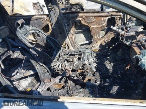 ✅ 2024 Honda HR-V EX-L • VIN: 3CZRZ2H71RM763451 • Lot: 41655598. Listed on IAAI with 11,202 mi. Free auction sales archive from the USA and detailed vehicle history report at DreamBid. Image 5.