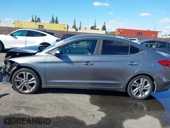 ✅ 2017 Hyundai Elantra Limited • VIN: KMHD84LF2HU194046 • Lot: 43465527. Listed on IAAI with 114,758 mi. Free auction sales archive from the USA and detailed vehicle history report at DreamBid. Image 14.