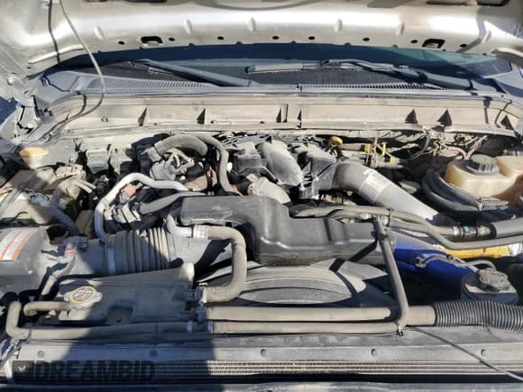 ✅ 2015 Ford F-350 XL • VIN: 1FT8W3BT6FEC23598 • Lot: 87264585. Listed on Copart with 130,852 mi. Free auction sales archive from the USA and detailed vehicle history report at DreamBid. Image 11.